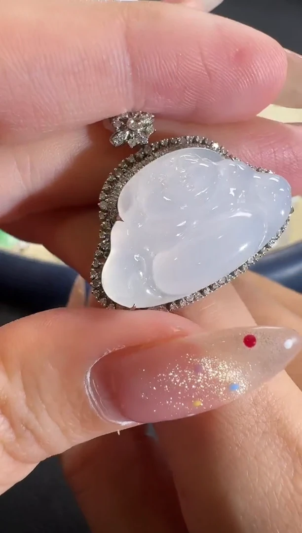 【闪购商品】翡翠吊坠(不含链)18K金镶嵌【源头工厂】钻石镶嵌