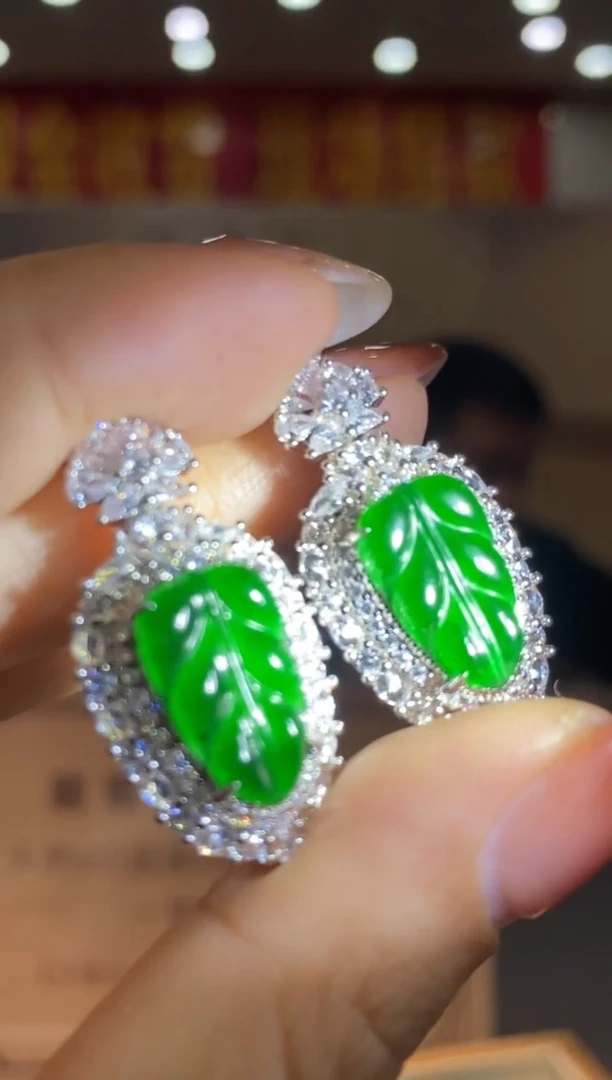 【闪购商品】翡翠颈饰未镶嵌********0011