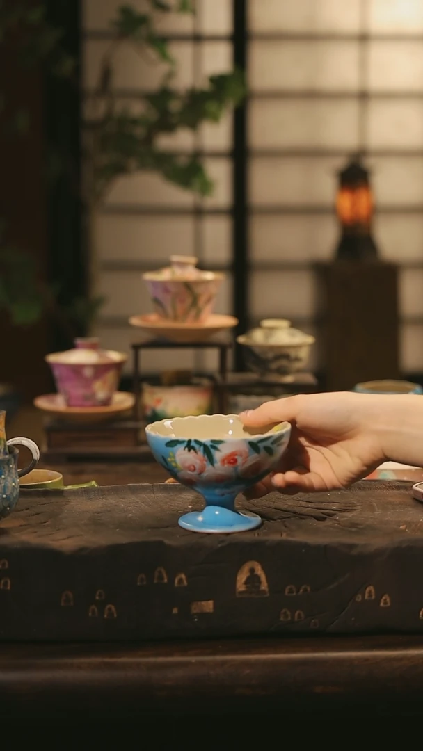 陶瓷景德镇高温釉下彩绘设计师款式