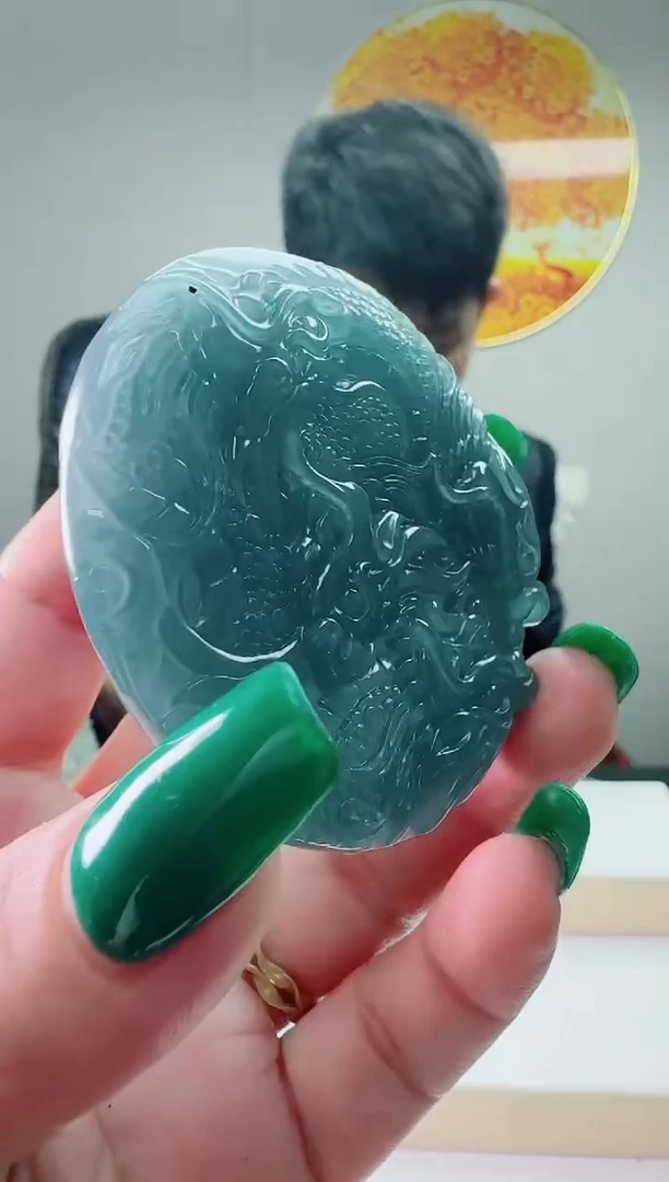 翡翠未镶嵌颈饰多样性随机发其一