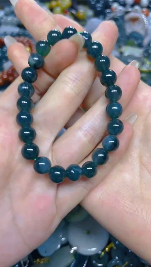 颈饰未镶嵌翡翠8MM/ T /翡翠A货，一件也是批发价
