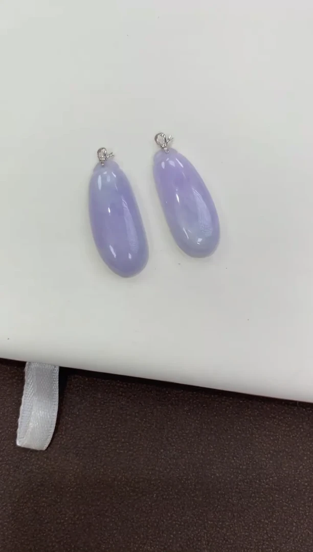 翡翠18K金镶嵌颈饰天然缅甸a货翡翠