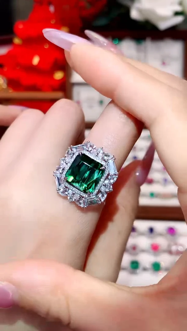 戒指铂Pt950镶嵌碧玺7.81ct/天然宝石/七天无理由