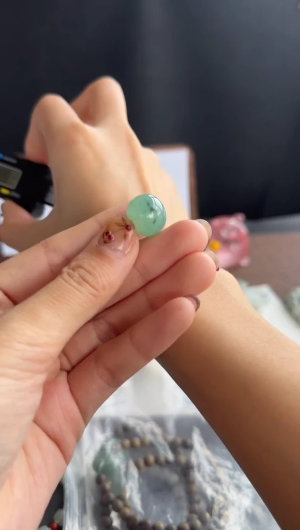 颈饰未镶嵌翡翠610买断