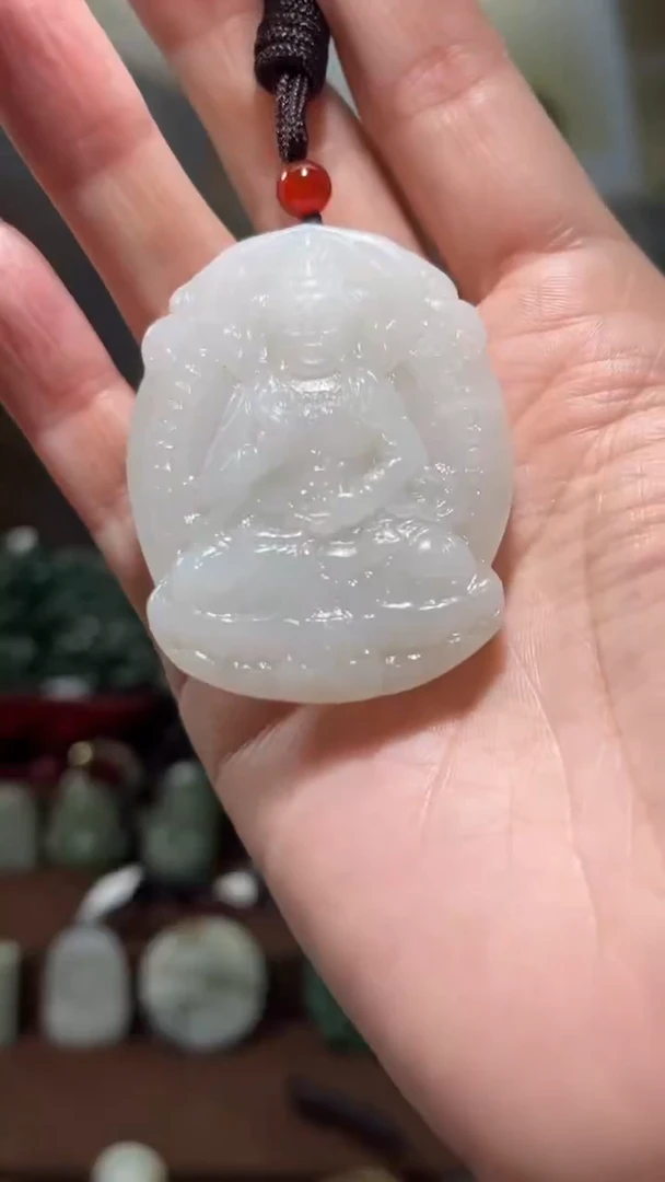 颈饰未镶嵌和田玉·