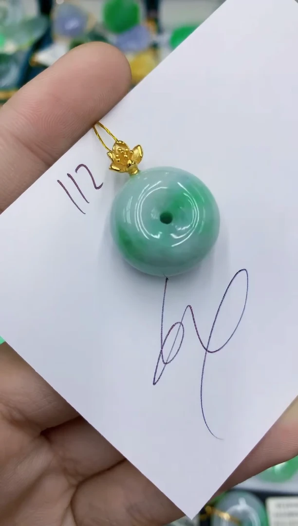 翡翠未镶嵌颈饰11111111111