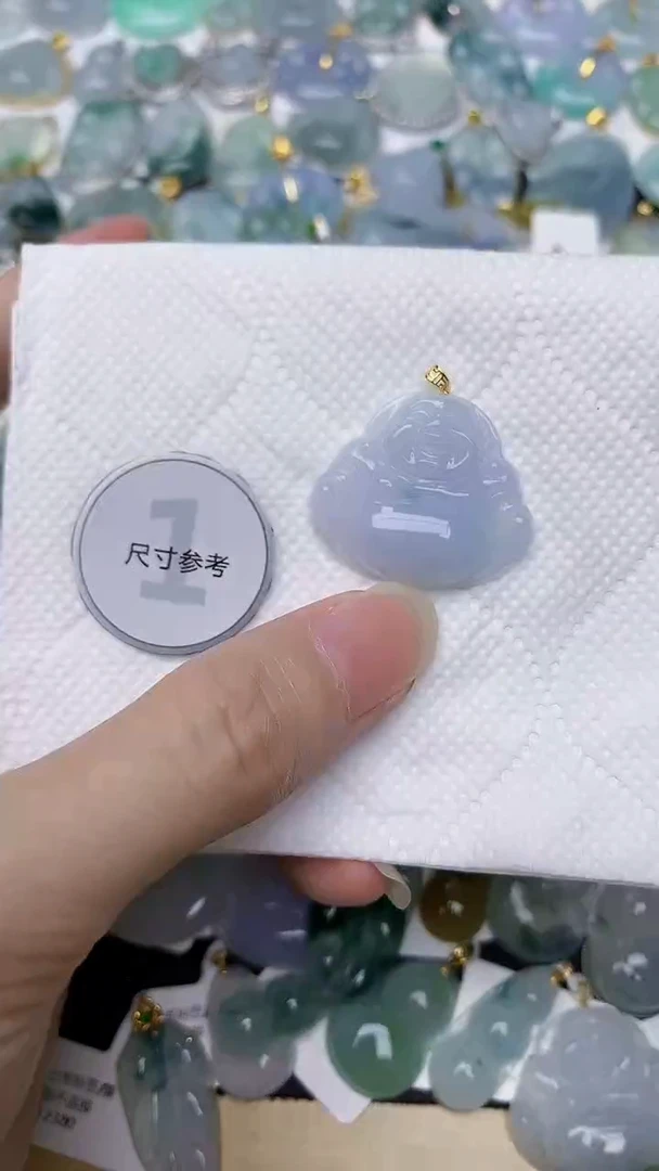 颈饰18K金镶嵌翡翠天然A货翡翠