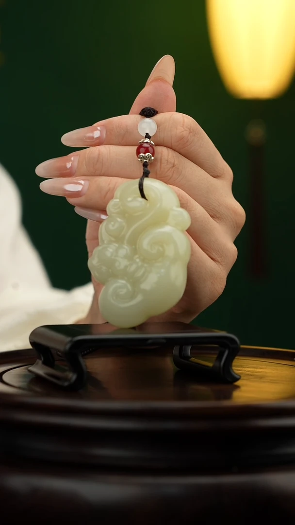 玉【灵芝如意】天然玉石手把件