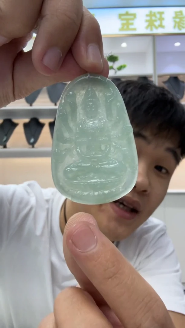 翡翠未镶嵌颈饰天然翡翠A货孤品一件