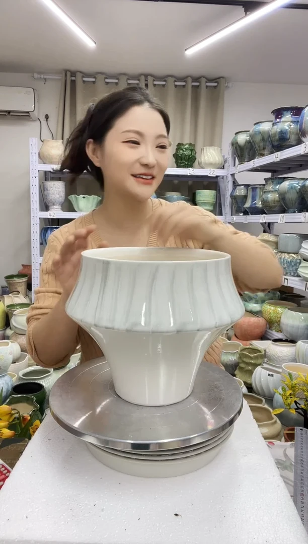 【12.23】花盆链接 高：21  口：20