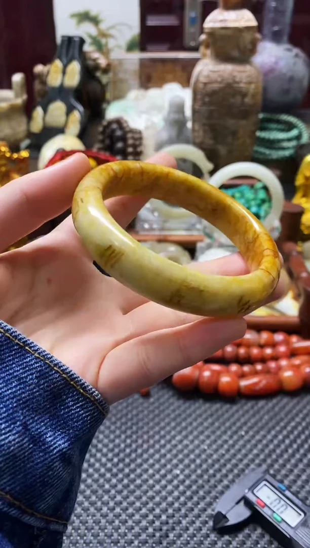 未镶嵌和田玉挂件1