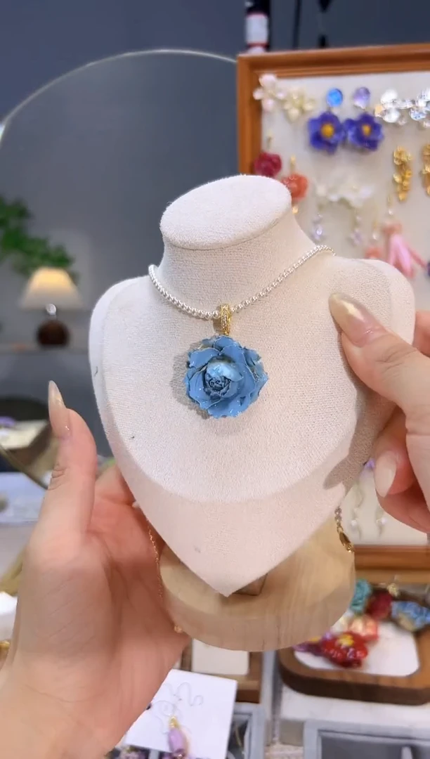 铜合金树脂925银小米珠项链蓝色花