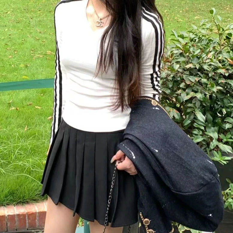 【长袖T】美式白色v领长袖T恤女秋新款高级感修身打底衫内搭上衣