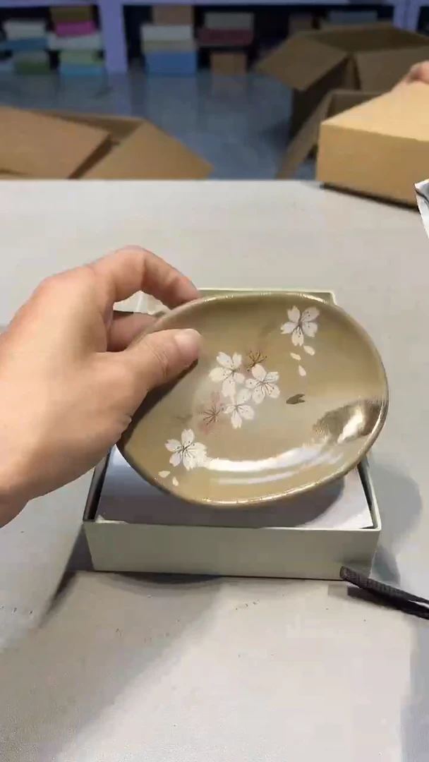 手工艺品琉璃深****坊城城工艺品店