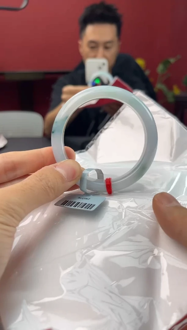 未镶嵌手镯翡翠554