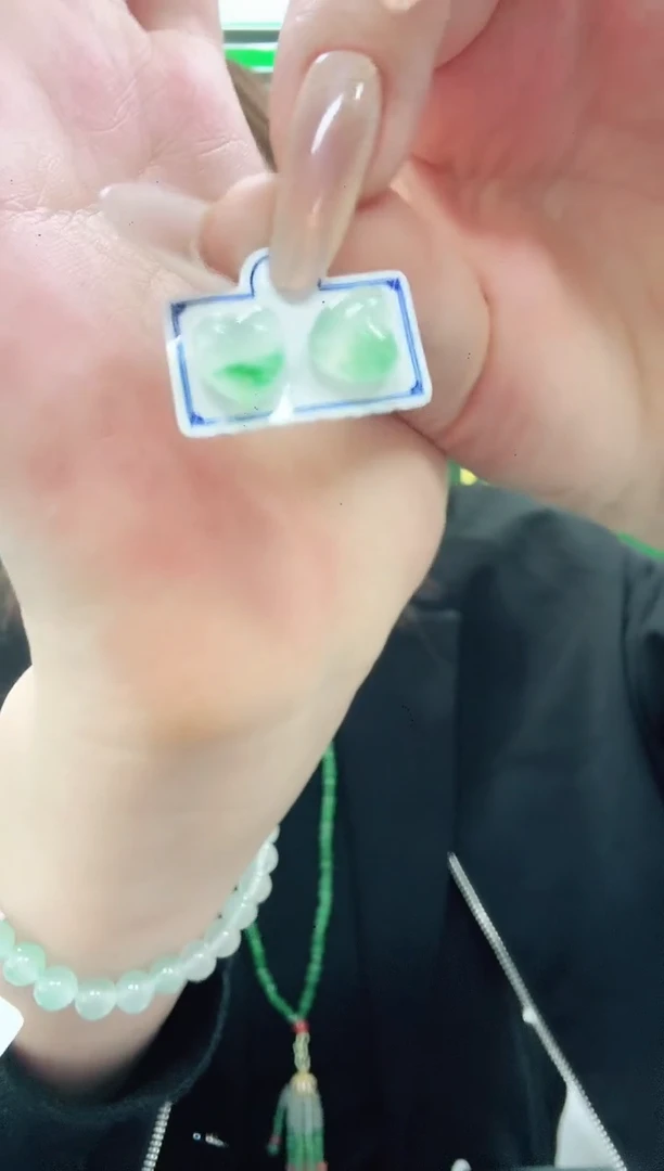 未镶嵌1石英质玉（非洲翠）/3494