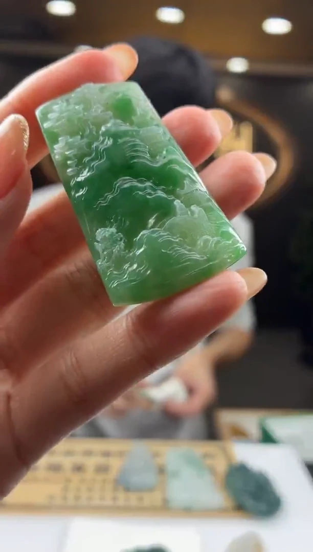 未镶嵌定制翡翠悠**得BJ0066805