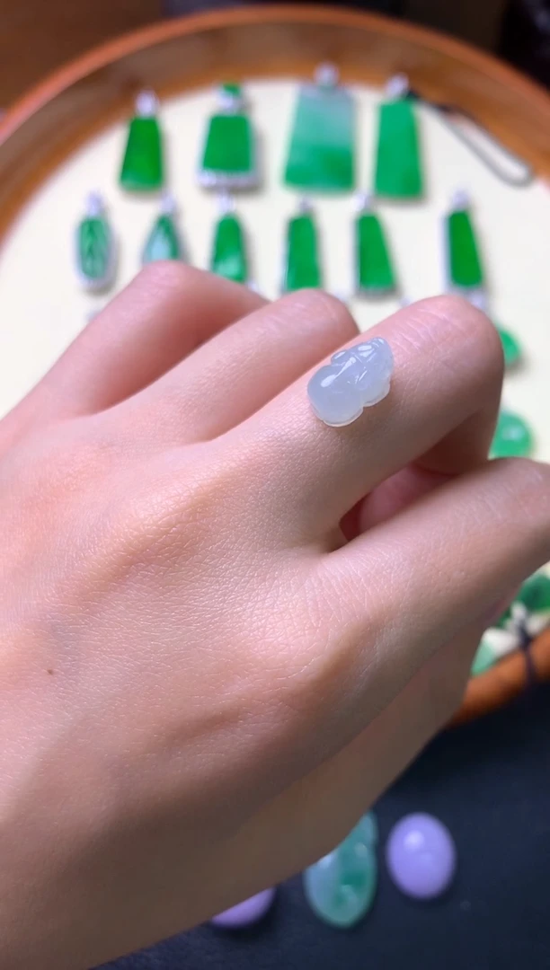 【闪购商品】定制翡翠未镶嵌裸石（镶嵌定制）