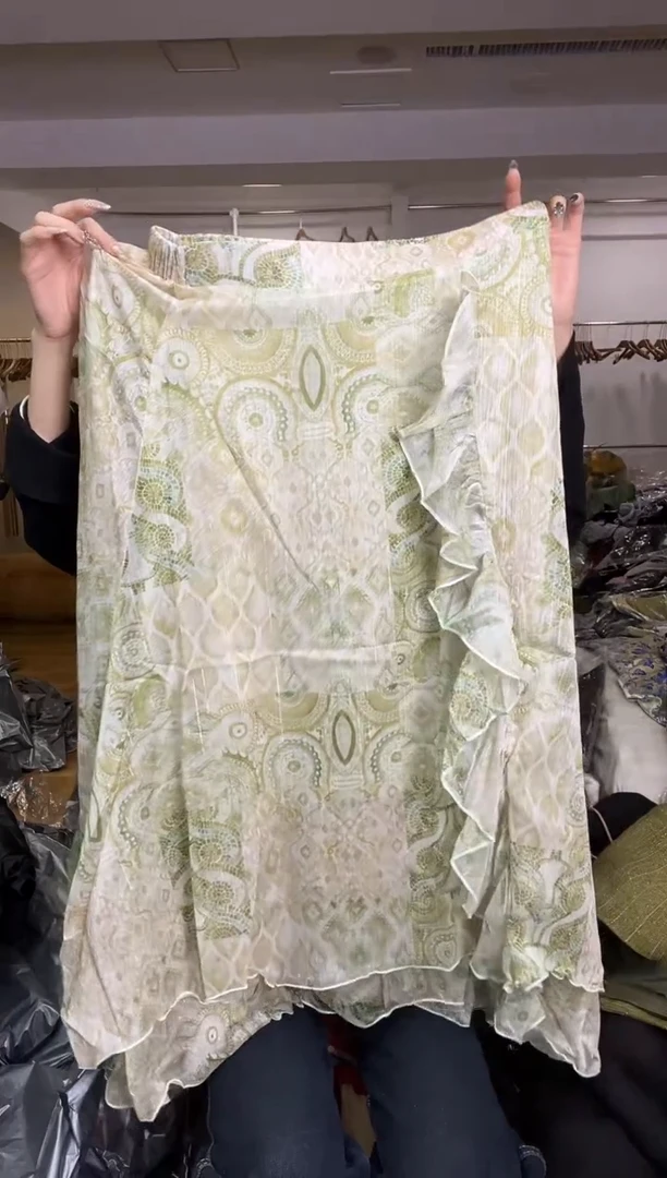 连衣裙       XL码      115-125斤