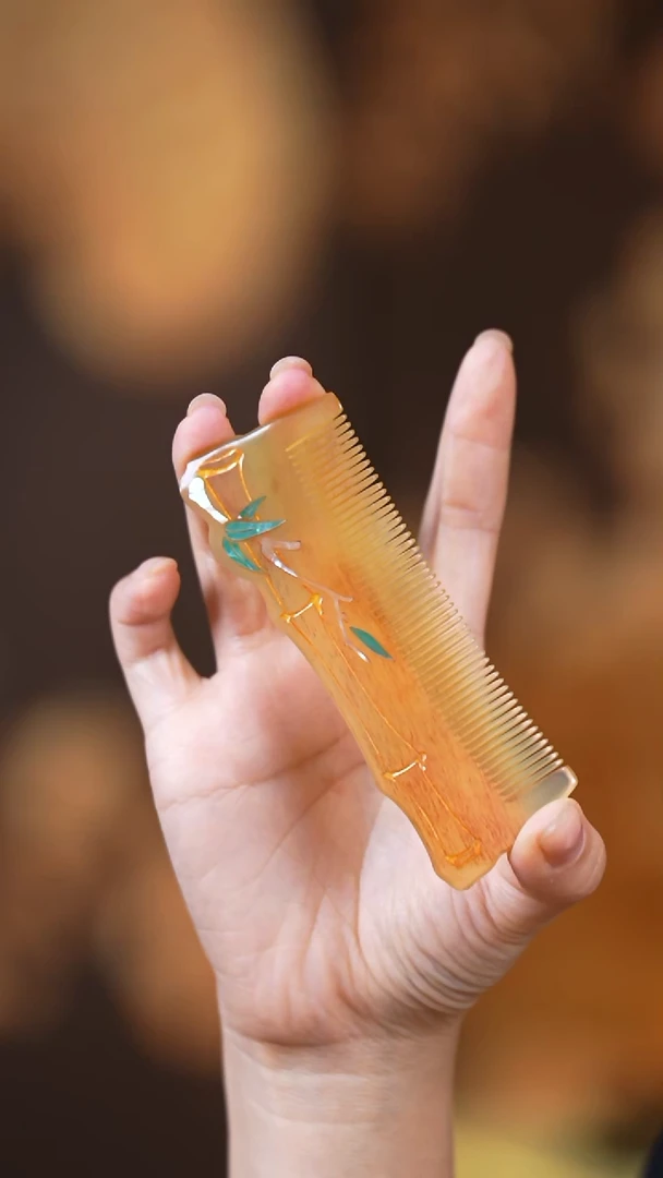 豆包儿的星耀家牛角梳