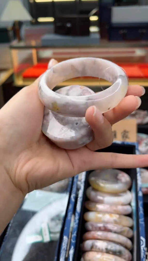 石英质玉手镯未镶嵌59圈口（赠送镯心）1360421