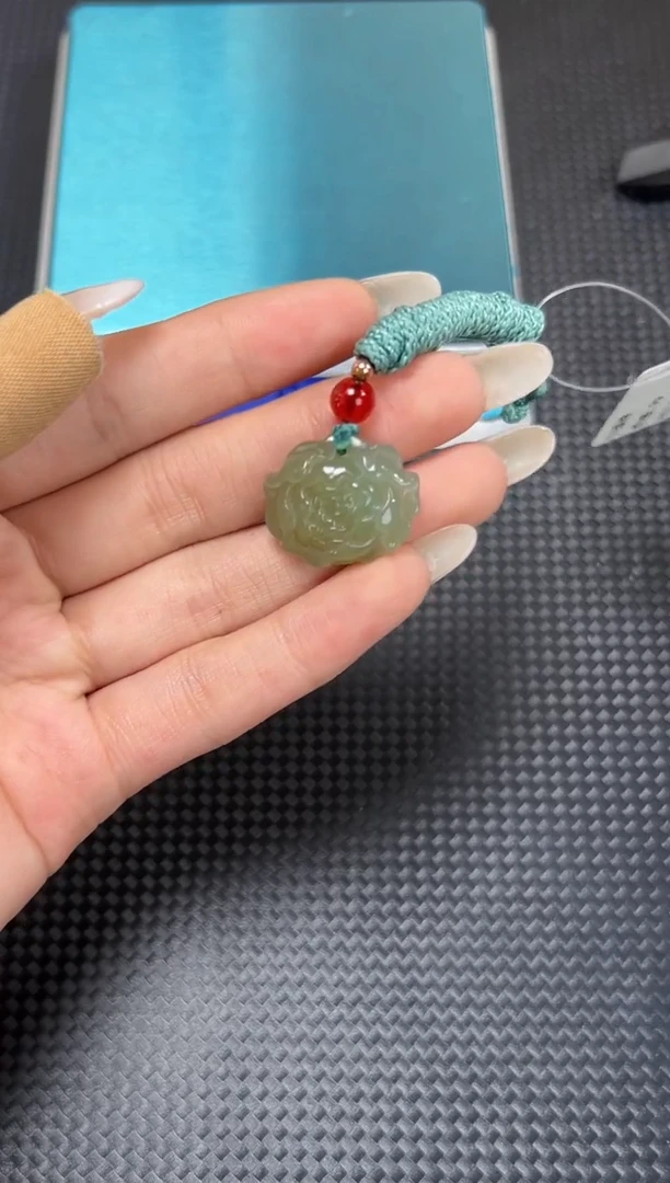 吊坠(不含链)未镶嵌和田玉99