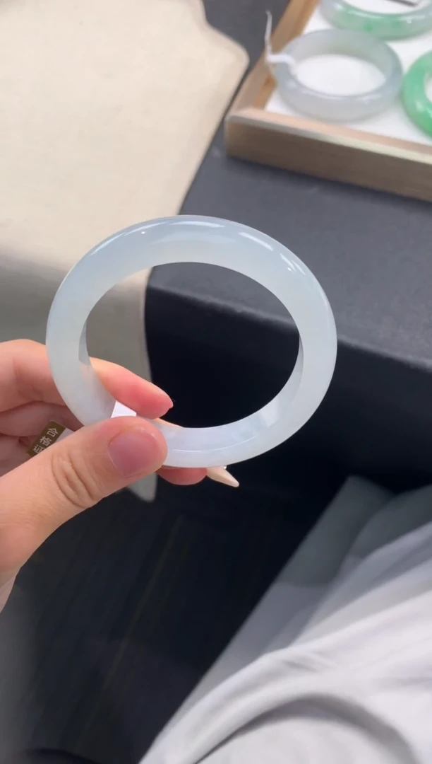 未镶嵌手镯翡翠我****拜