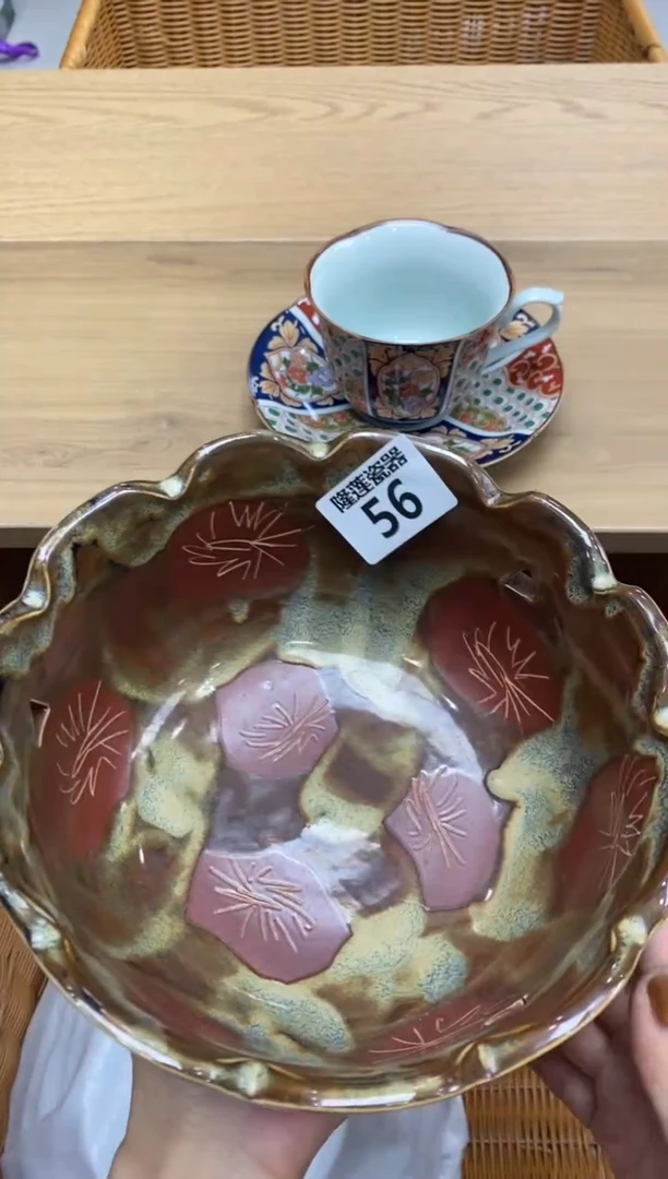 瓷片丁***儿隆莲瓷器欢迎大家