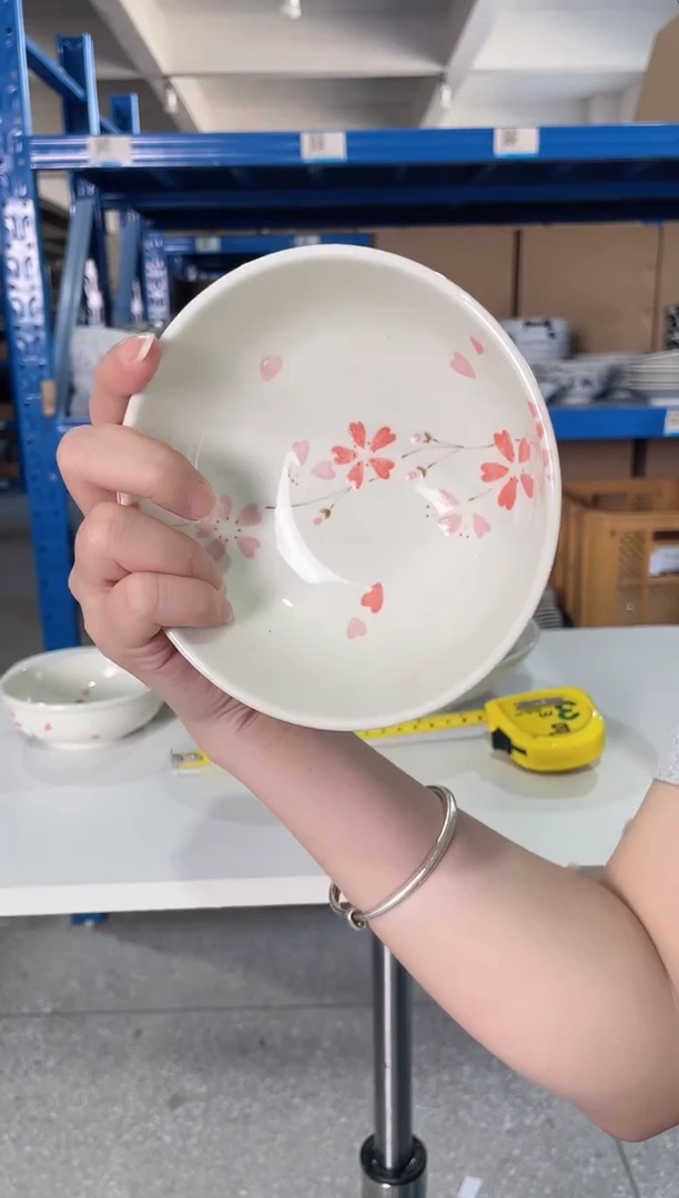 陶瓷花帘子5.2英寸钵