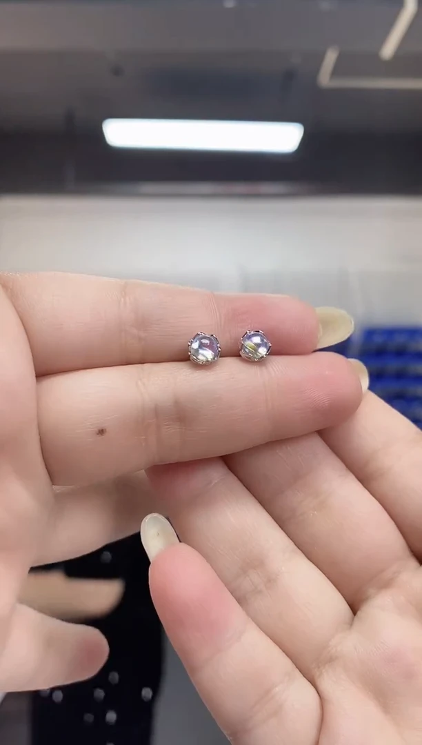 【闪购商品】月光石耳钉未镶嵌多样性发其一颜色微差