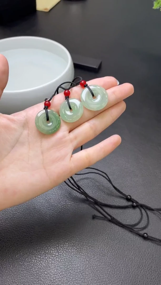 翡翠未镶嵌吊坠(不含链)吊坠 多样性发一件