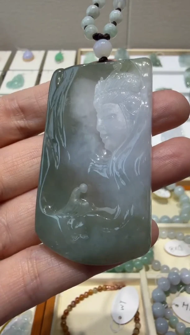 未镶嵌挂件翡翠A货翡翠多样性孤品国雕谢林工