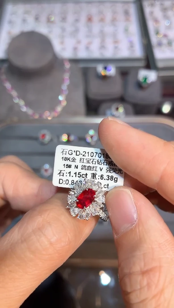 18K金镶嵌戒指红宝石【闪购】1.15ct/同步展会价/无烧鸽血红