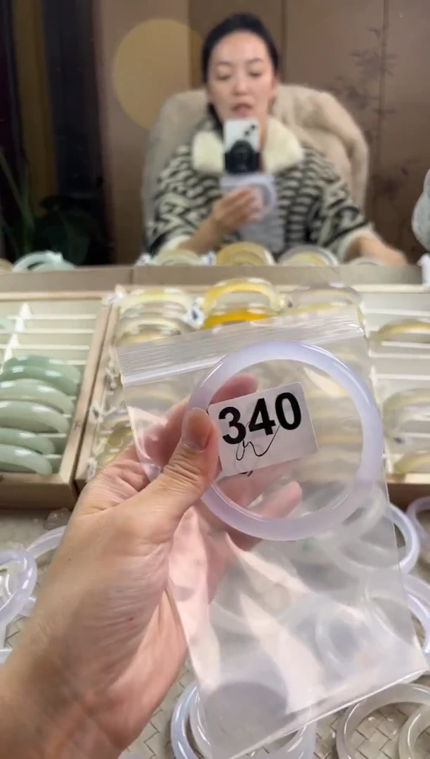 手镯玛瑙/玉髓未镶嵌340