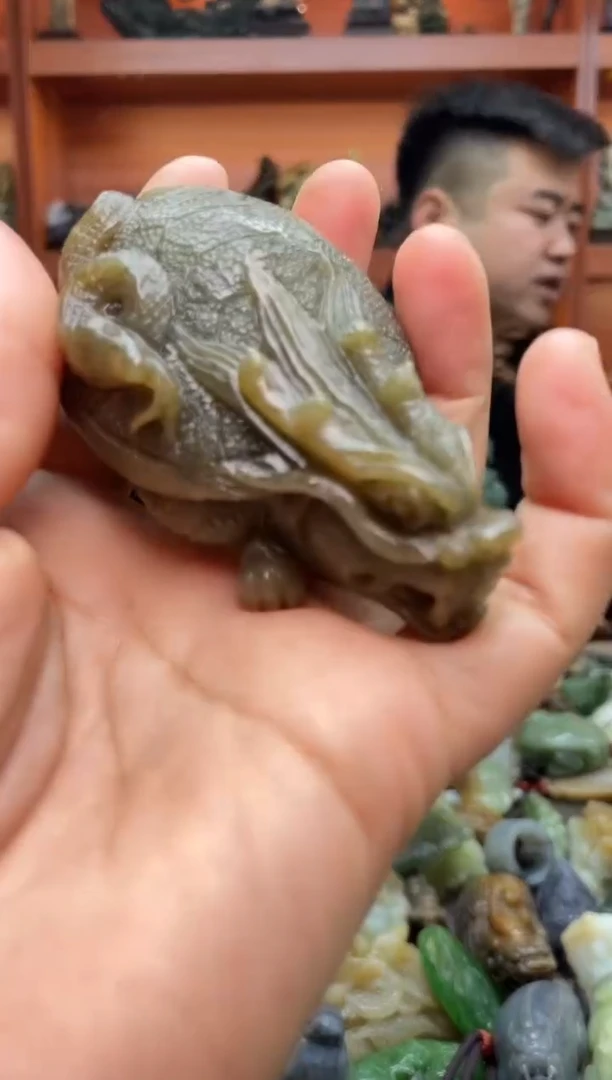 未镶嵌和田玉把件1