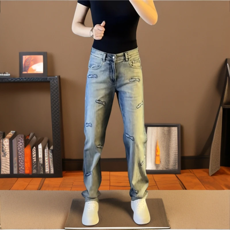 高级感轻奢刺绣大码休闲裤2026新款夏季男士薄牛仔裤潮流痞帅男装