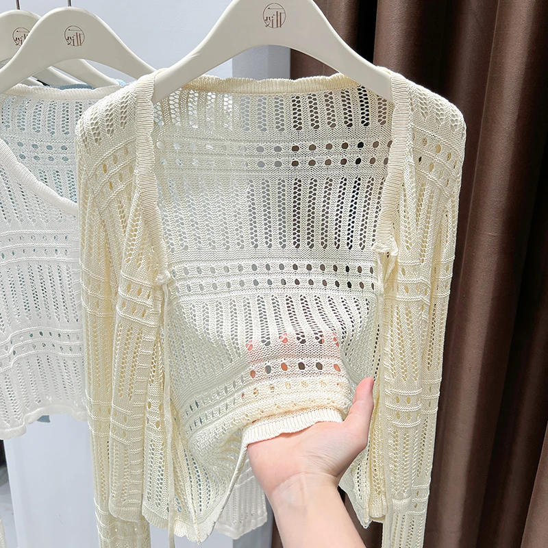 法式小众设计镂空V领系带透视薄披肩夏季新款凉感休闲慵懒风罩衫