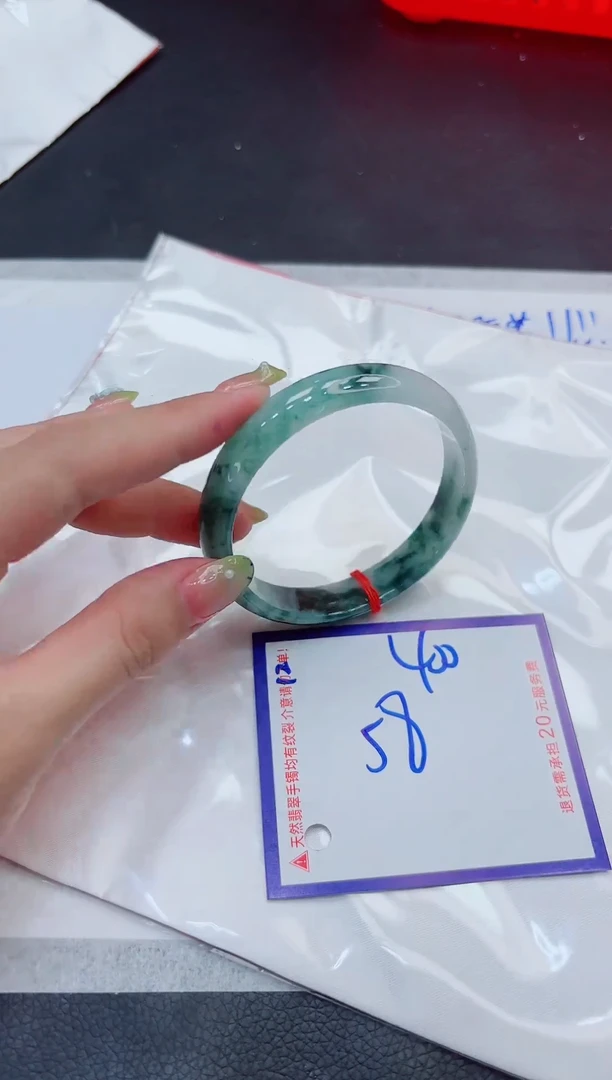 翡翠手镯未镶嵌11111111