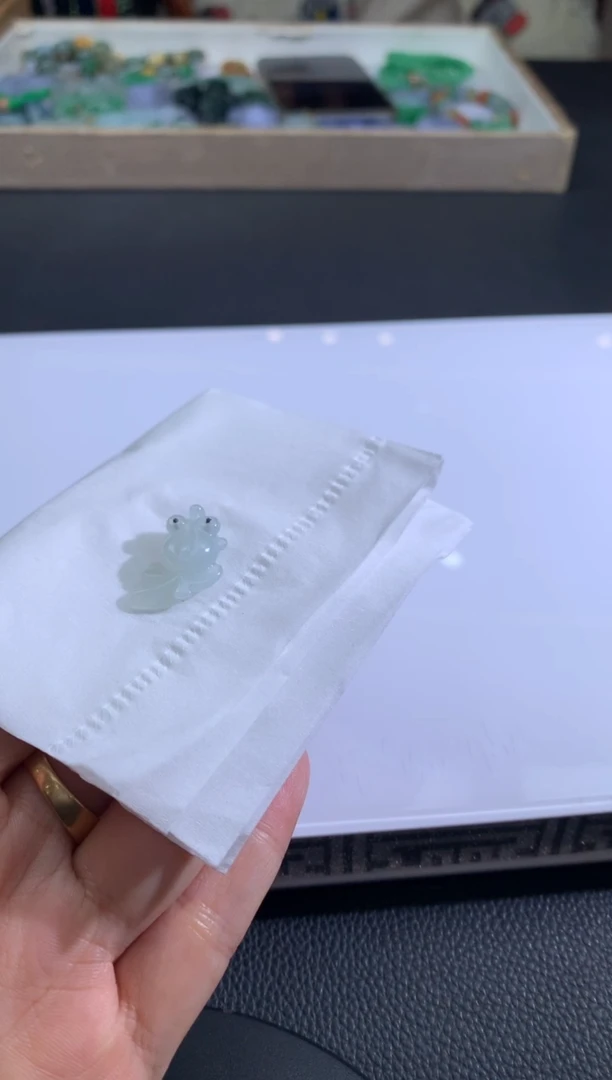 【闪购商品】定制翡翠未镶嵌翡翠