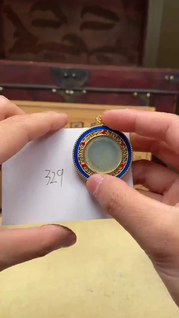【闪购商品】翡翠颈饰未镶嵌      *59
