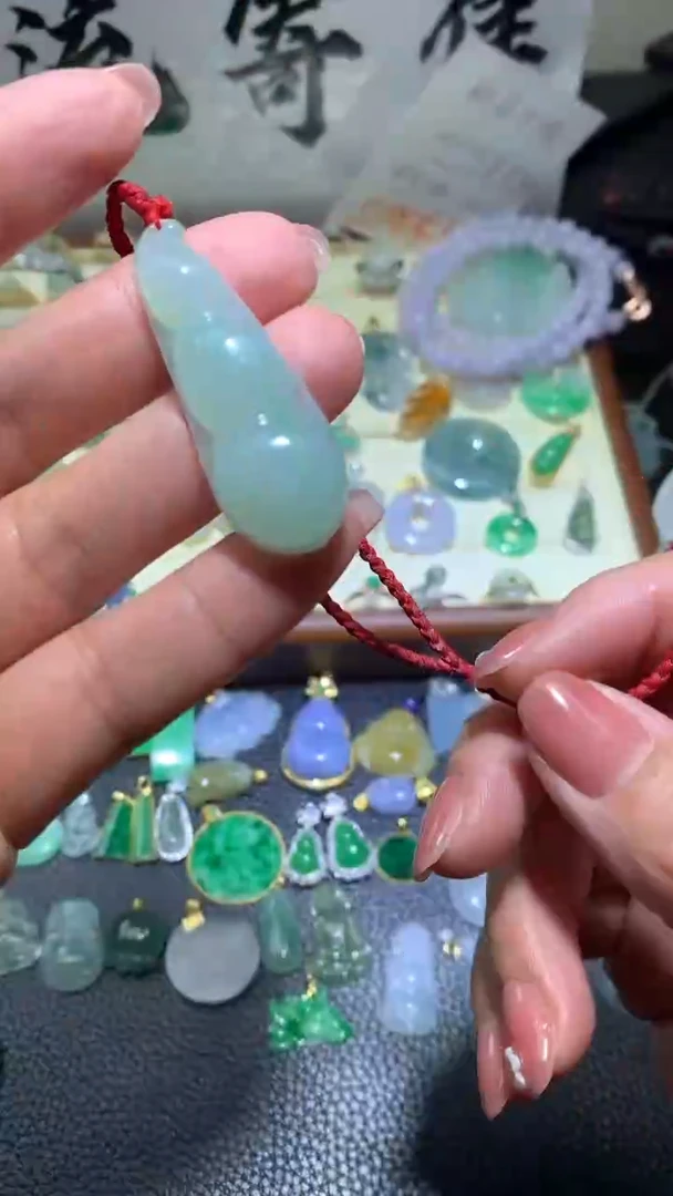 【闪购商品】翡翠颈饰未镶嵌099翡翠吊坠