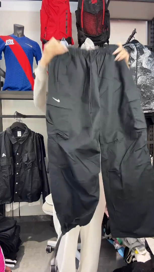 782  ·编码 瑕疵款直播间过款为准 尺码·160 S