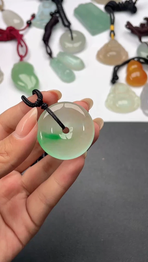 吊坠(赠链)未镶嵌翡翠53