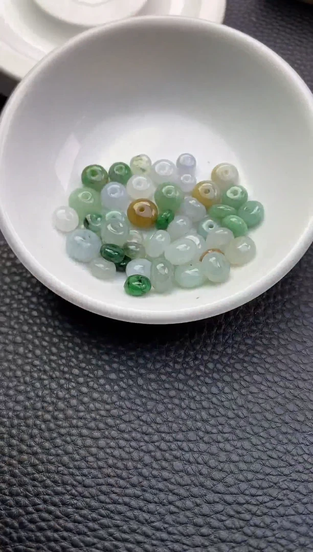 翡翠散珠45天然A货翡翠散珠卡