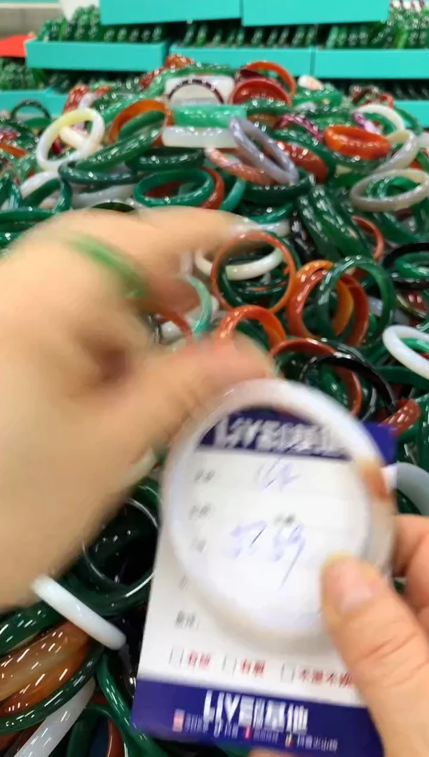 手镯玛瑙/玉髓未镶嵌164