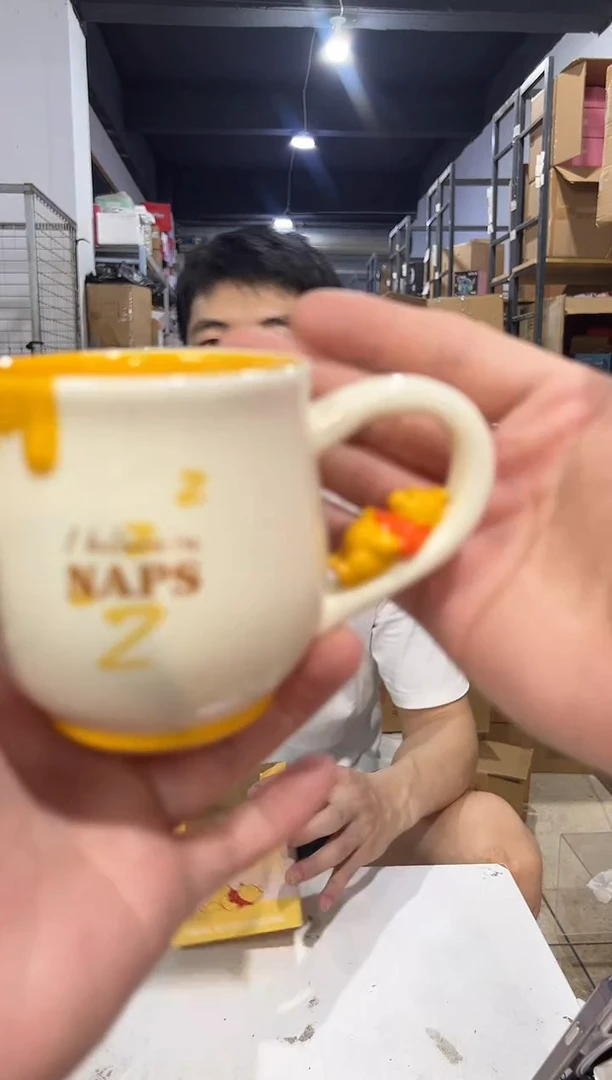 瓷片原盒维尼蜂蜜水杯