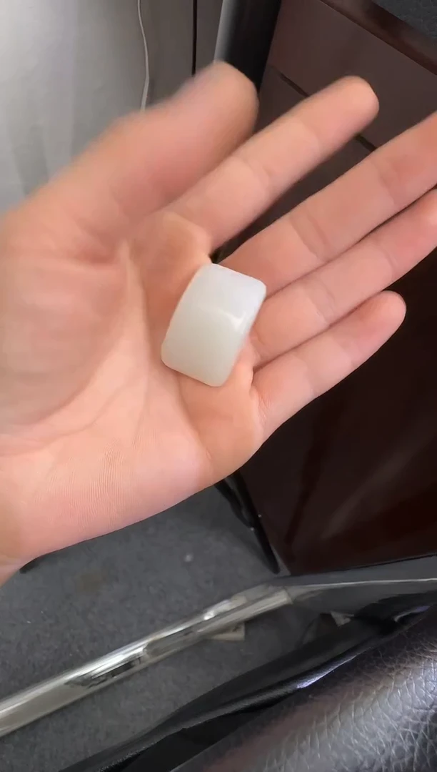 和田玉未镶嵌吊坠(赠链)天泰白玉无事牌（产地直发）