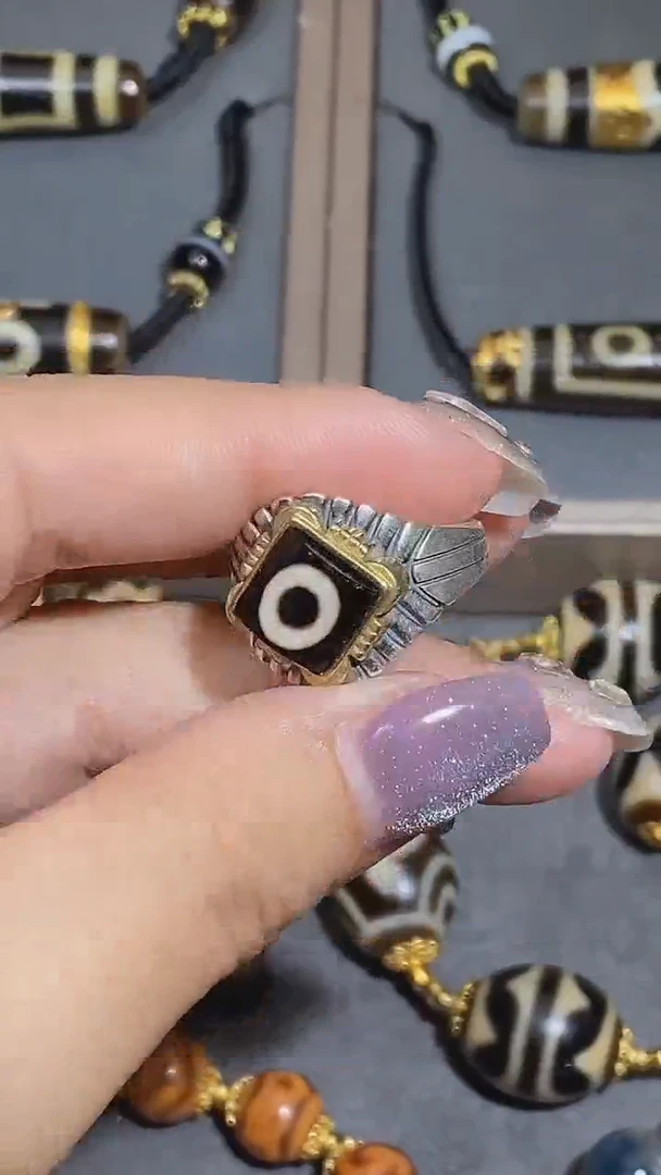 银S925镶嵌颈饰玛瑙/玉髓（覆膜）s925羊y戒