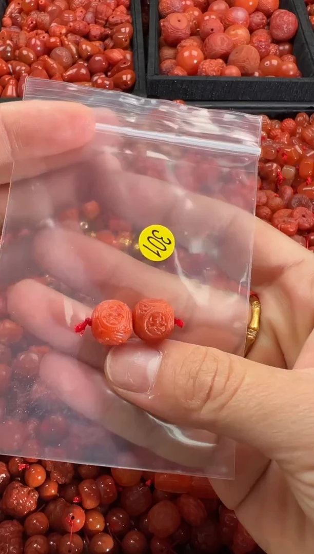 【闪购商品】南红玛瑙颈饰未镶嵌1
