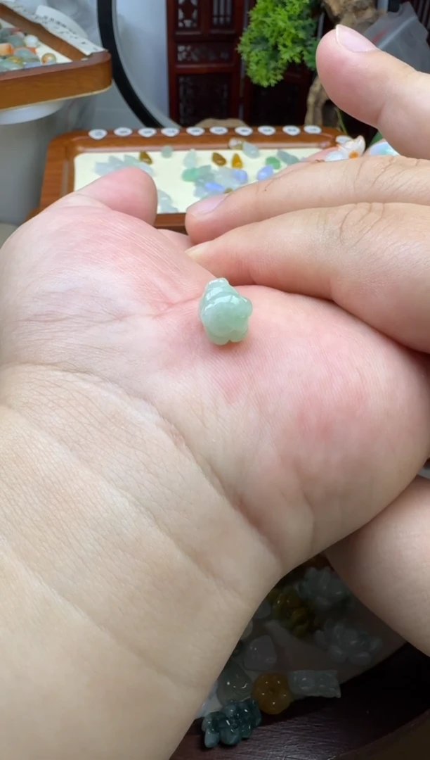 颈饰未镶嵌翡翠ও****@翡翠